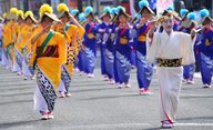 踊りの花咲く港まつり